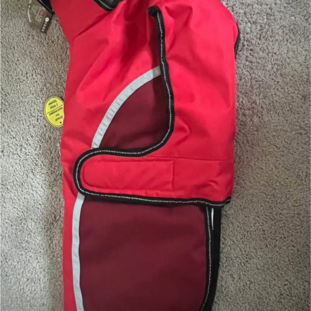 PetRageous Calgary Waterproof Winter Dog Coat - Picture 3 of 6